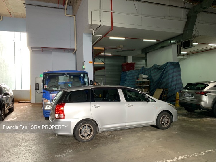 Wcega Plaza (D23), Factory #182720552